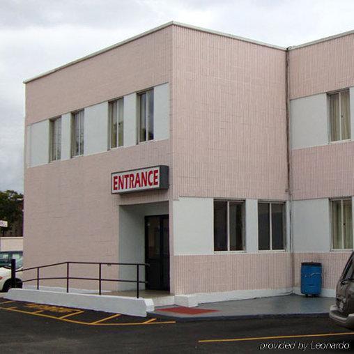 Riviera Motor Inn Brooklyn Ню Йорк Екстериор снимка