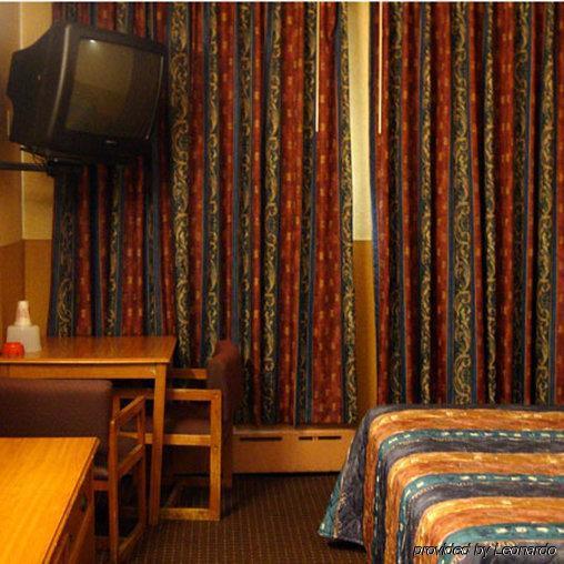 Riviera Motor Inn Brooklyn Ню Йорк Екстериор снимка