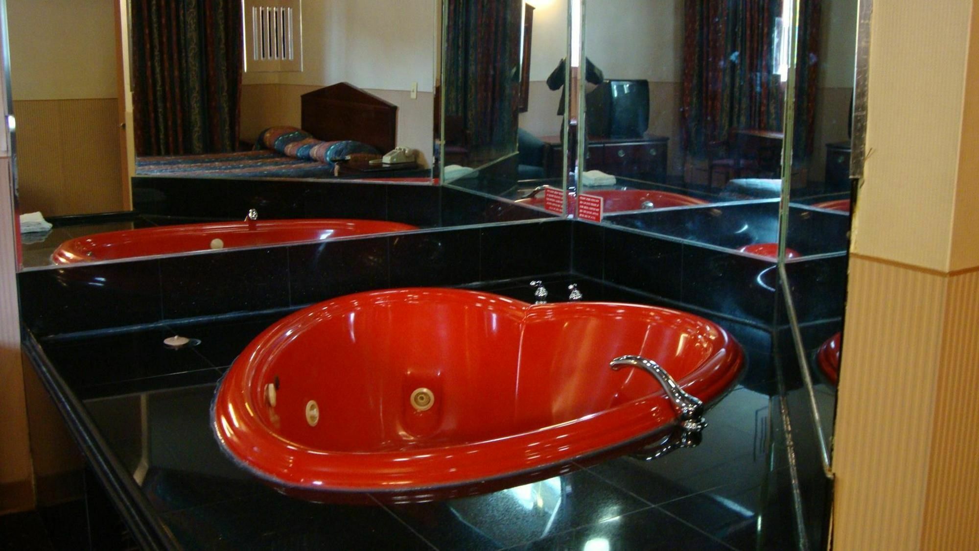 Riviera Motor Inn Brooklyn Ню Йорк Стая снимка