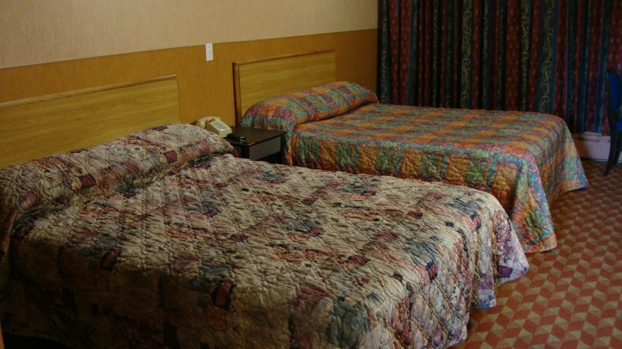 Riviera Motor Inn Brooklyn Ню Йорк Екстериор снимка